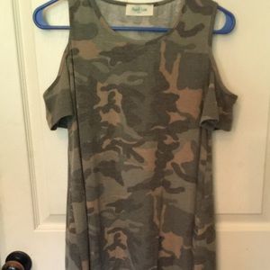 Never worn camp top!